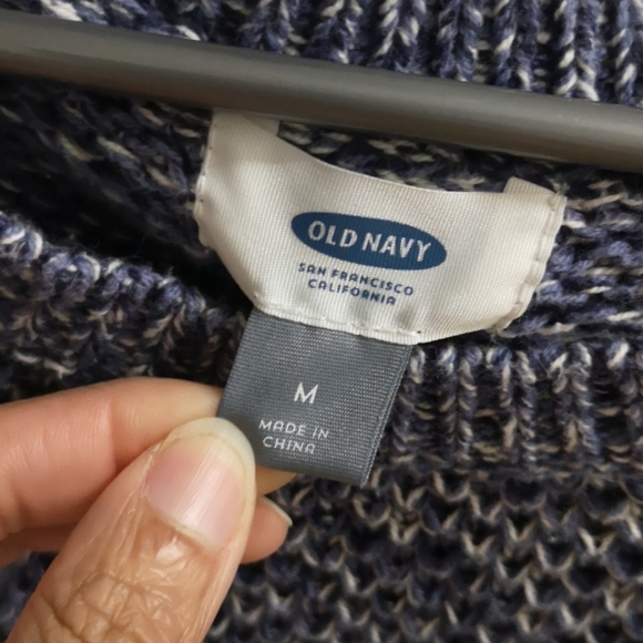Old Navy Sweater - Picture 2 of 3